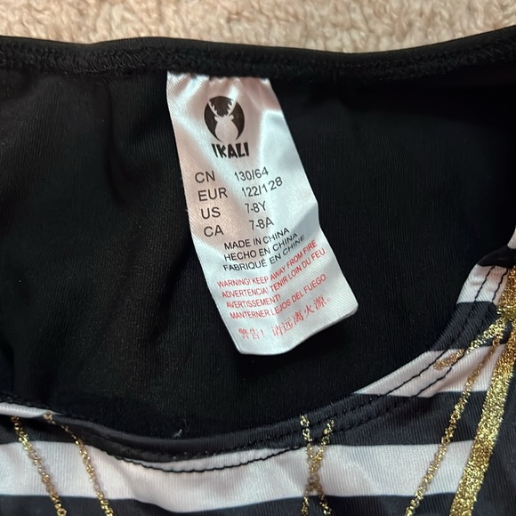 Girls pirate costume dress size 7/8 Preowned - Picture 3 of 4